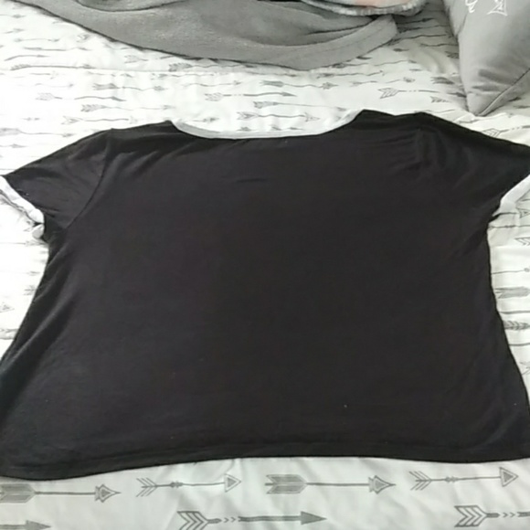 Small Level Up shirt - Picture 2 of 2